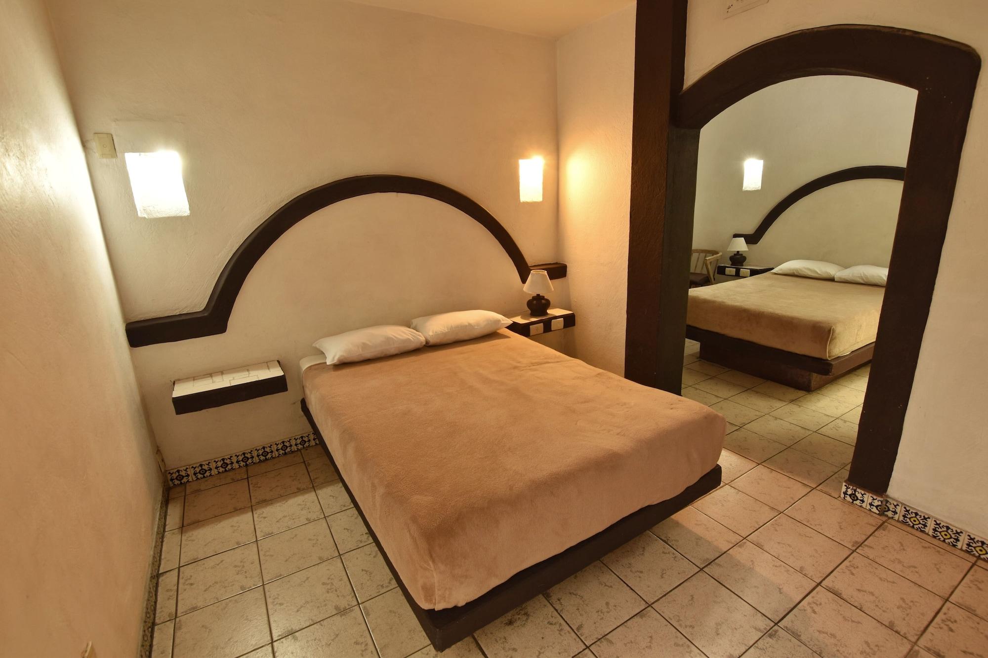 Hotel Plaza موروليا المظهر الخارجي الصورة