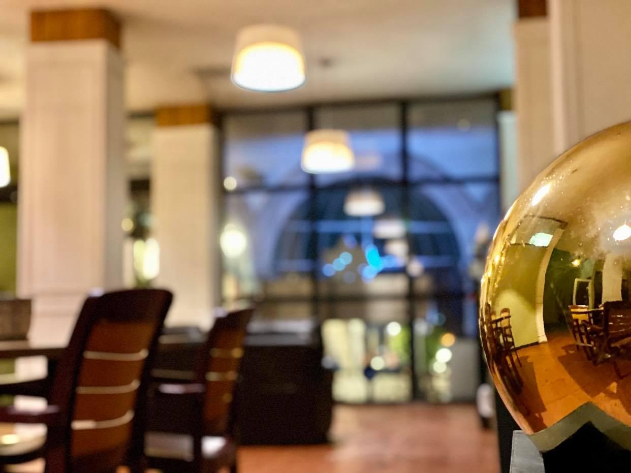 Hotel Plaza موروليا المظهر الخارجي الصورة